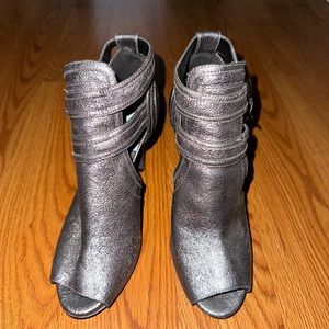 Michael Khors heels